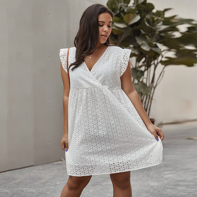 Vestido corto para mujer con bordado calado de estilo cruzado - Camila