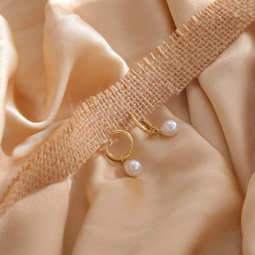 Pendientes Mujer Dorados con Perla Gota Blanca - Dalia