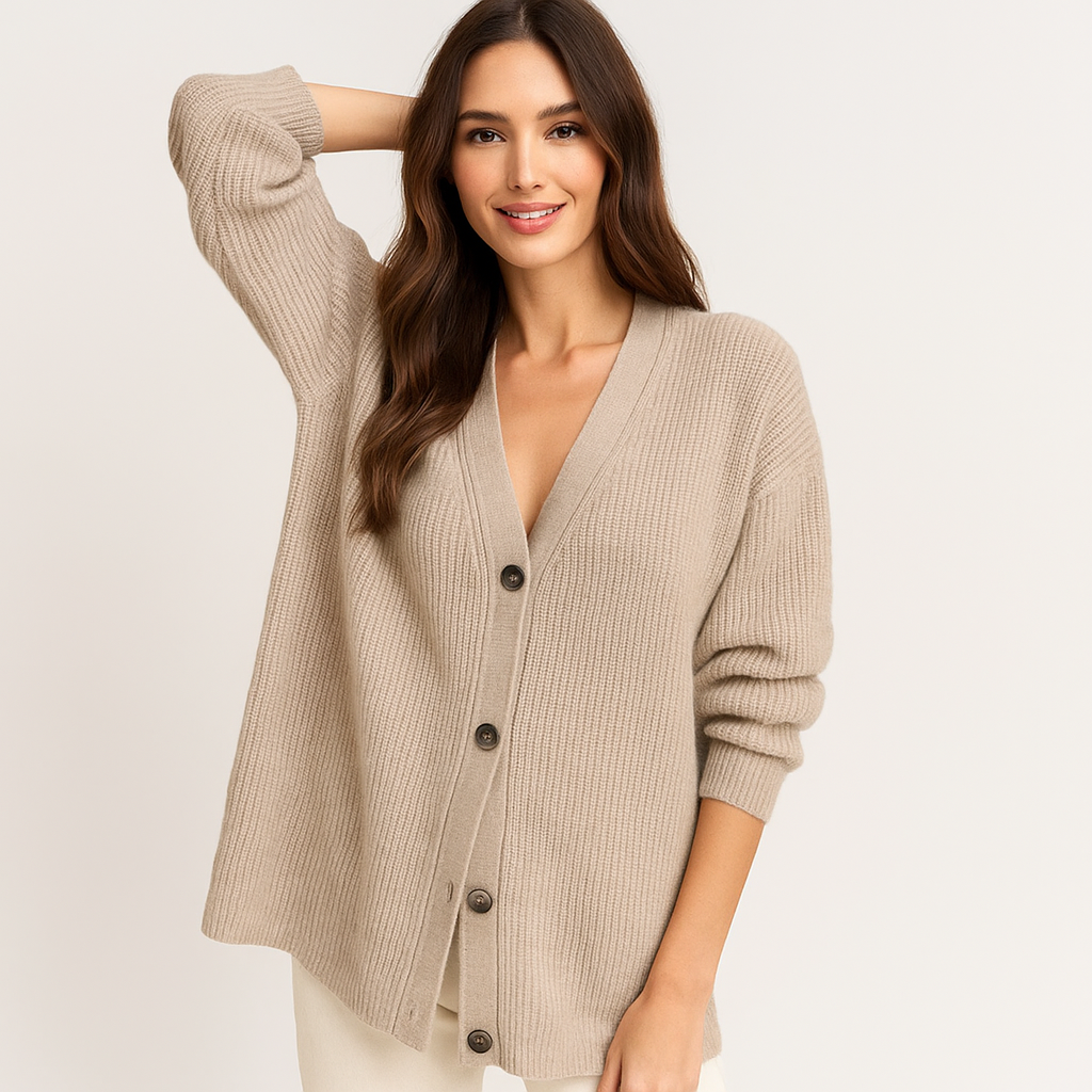 Cardigan de mujer en punto beige con botones - Elira