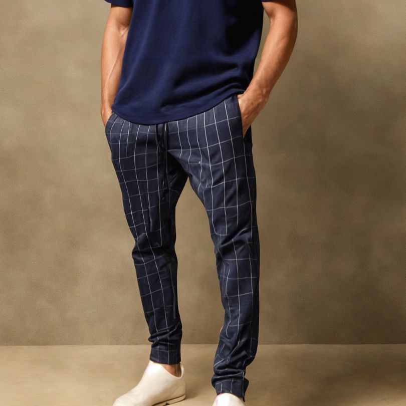 Cómodos pantalones de cuadros para hombre