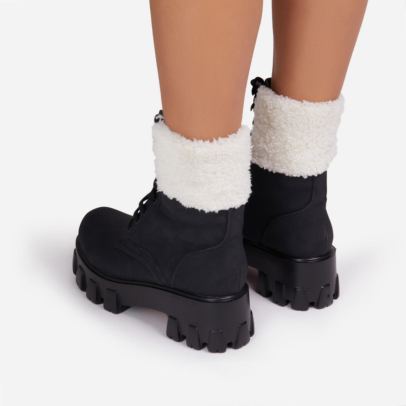 Botas para mujer estilo de invierno con acabado afelpado - Yllena
