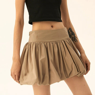 Falda globo de mujer con un corte voluminoso y femenino, ideal para un look moderno y original