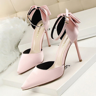 Zapatos de tacón para mujer de charol detalle metálico punta fina - Adriana