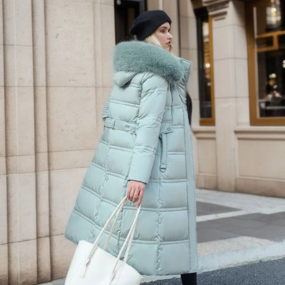 Bonnie - Abrigo largo de invierno para mujer con capucha de piel y cinturón