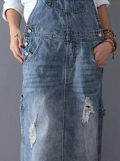 Vestido con peto en denim desgastado con abertura en la espalda - Lara