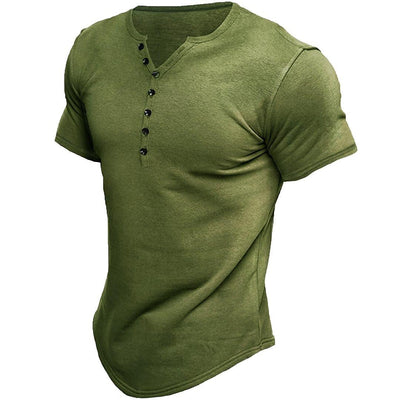 Camiseta slim fit de hombre con media tapeta de botones