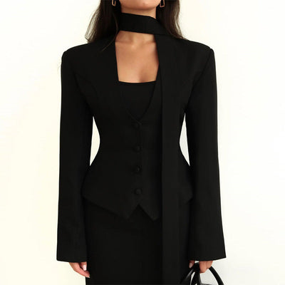 Blazer escote en V con pañuelo - Miranda