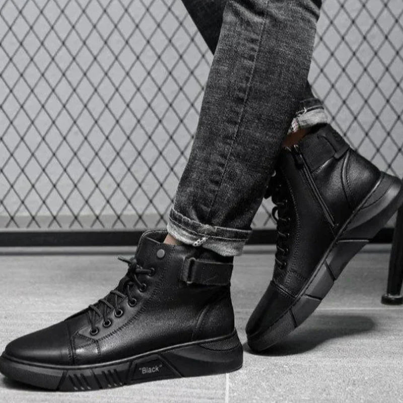 Elegantes botas de piel para hombre en negro