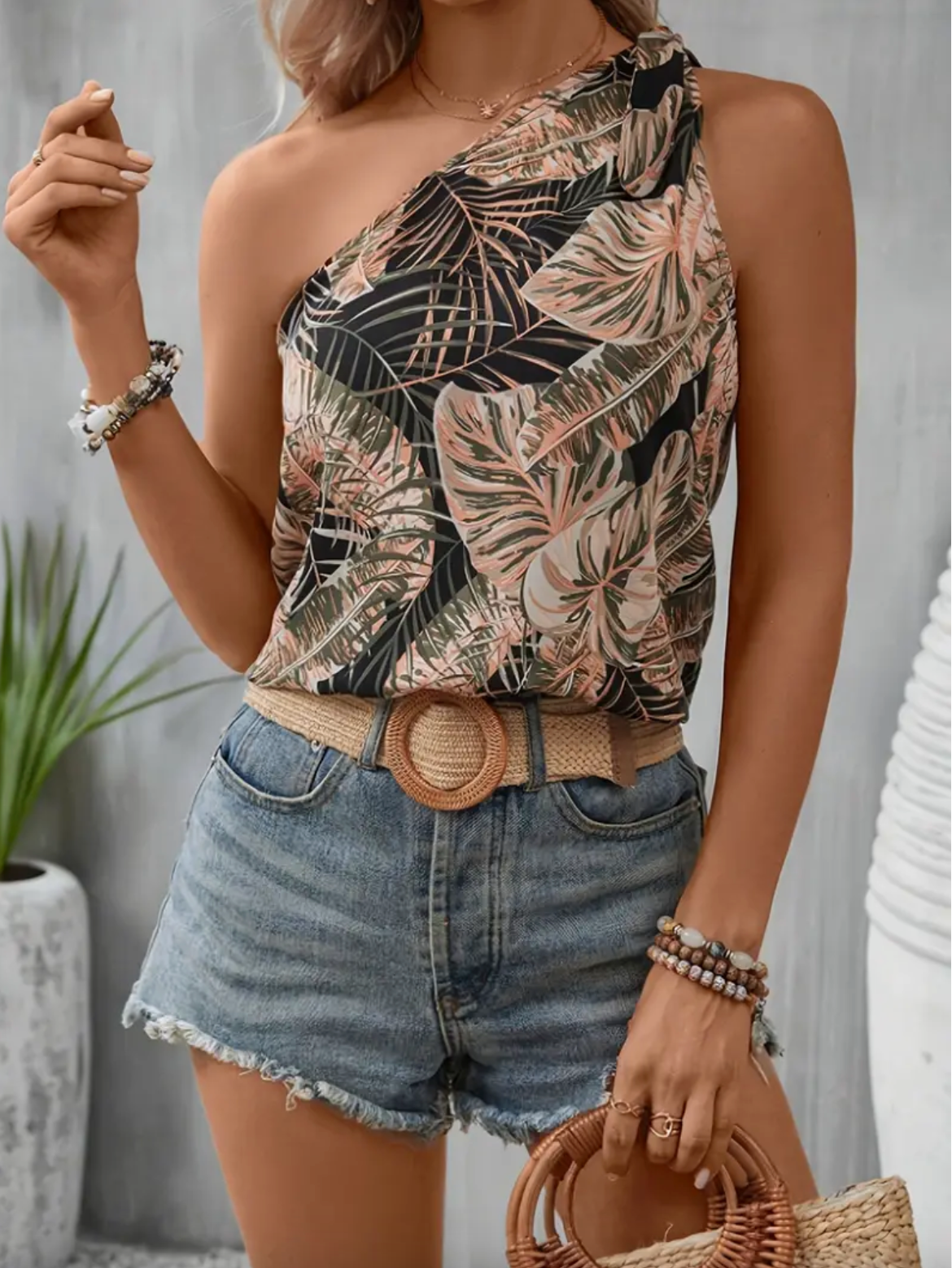 Zoë - Blusa de un hombro con estampado tropical