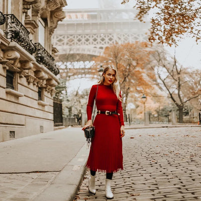 Elise - Vestido midi de punto elástico con bajo acampanado