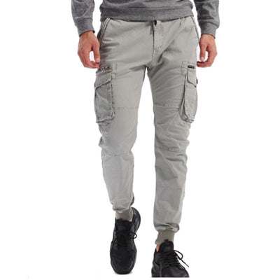 Pantalones cargo modernos para hombre