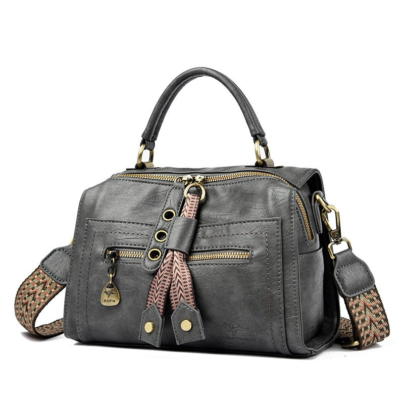 Bolso bandolera para mujer de cuero sintético con detalles metálicos - Juliette