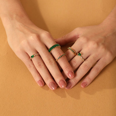 Anillo baguette Prestige chapado en oro de 14 quilates