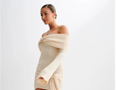 Zeya - Favorecedor vestido con hombros al descubierto de punto fino