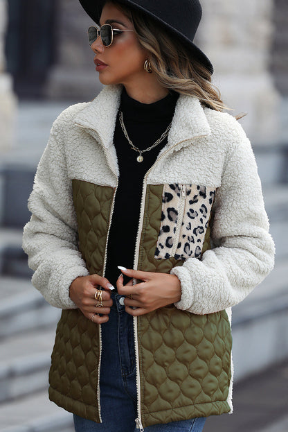 Élise - Chaqueta con cremallera y cuello alto de sherpa con estampado de leopardo