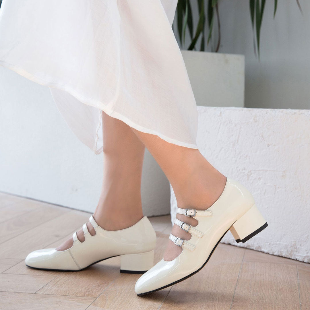 Ava - Zapatos de charol con hebilla clásica