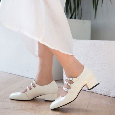 Ava - Zapatos de charol con hebilla clásica