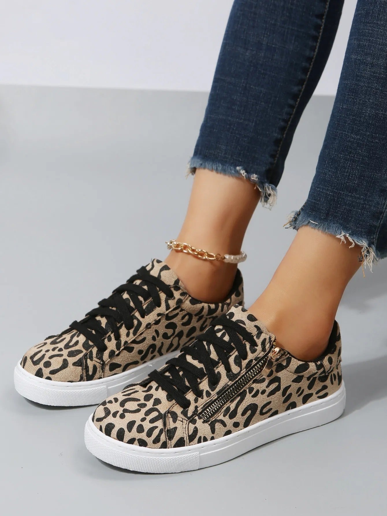 Zapatillas casuales mujer estampado animal con cremallera lateral - Camila