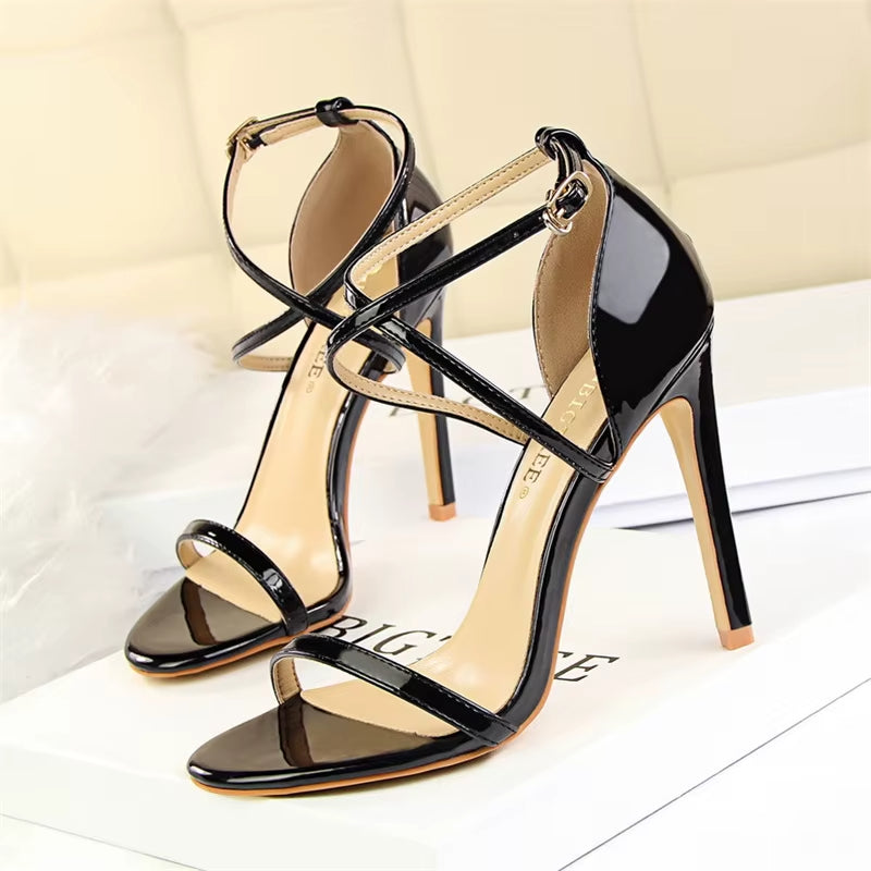 Sandalias de tacón para mujer acabado brillante estilo cruzado - Miranda