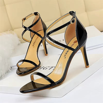 Sandalias de tacón para mujer acabado brillante estilo cruzado - Miranda