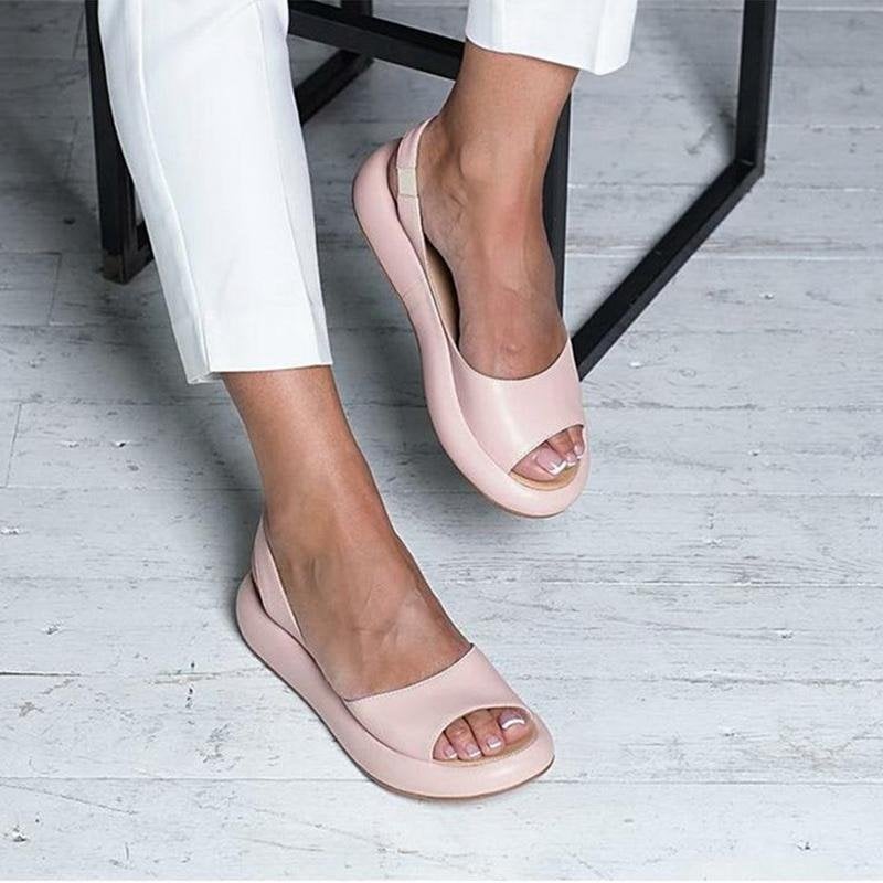 Elegantes sandalias de mujer con plataforma abierta