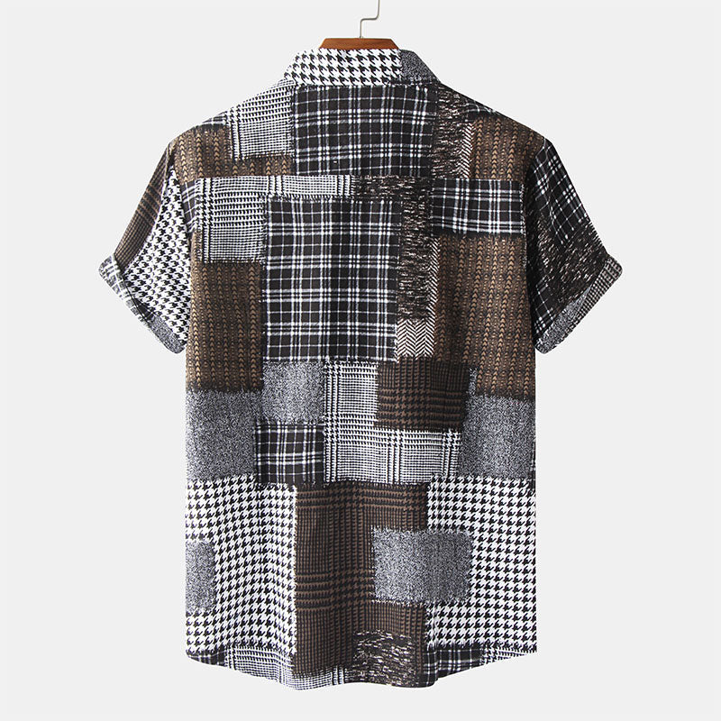 Camisa estampada de manga corta para hombre con aspecto abstracto