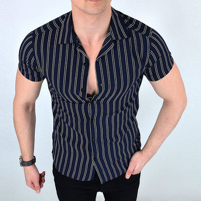 Camiseta a rayas de manga corta para hombre con cuello en V