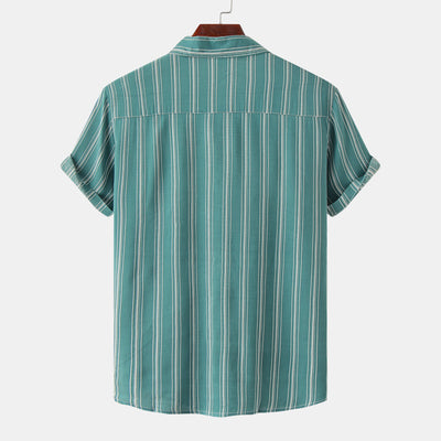 Camisa a rayas de manga corta para hombre en verde