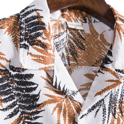 Elegante camisa de manga corta para hombre con un fresco diseño floral