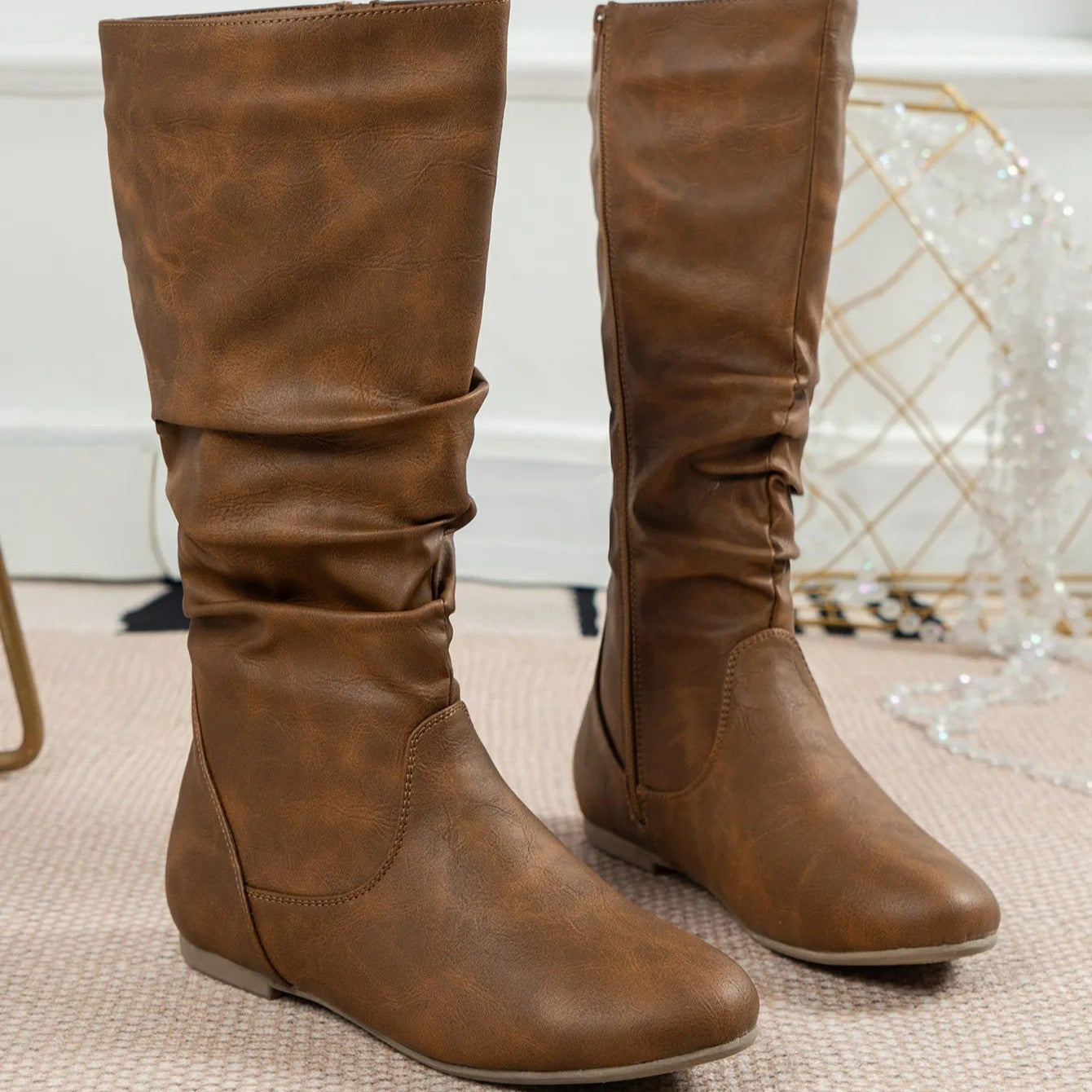Botas planas de caña alta con fruncido lateral - Rhea