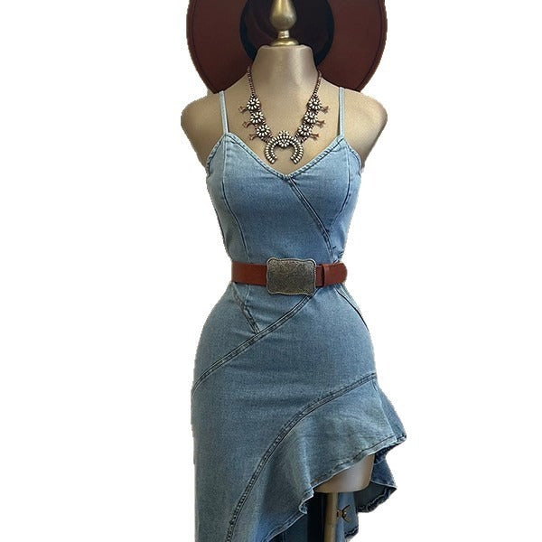 Vestido asimétrico denim con tirantes finos y volante lateral - Elira