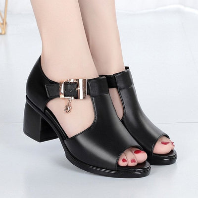 Sandalias tacón medio con hebilla decorativa - Elara