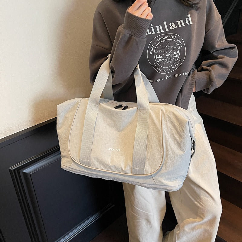 Bolso de hombro para mujer de tela resistente estilo deportivo - Miranda