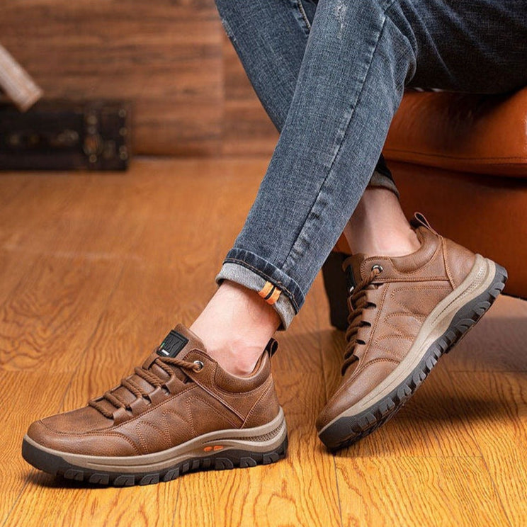 Zapatillas de senderismo para hombre en piel sintética con suela robusta - Michael