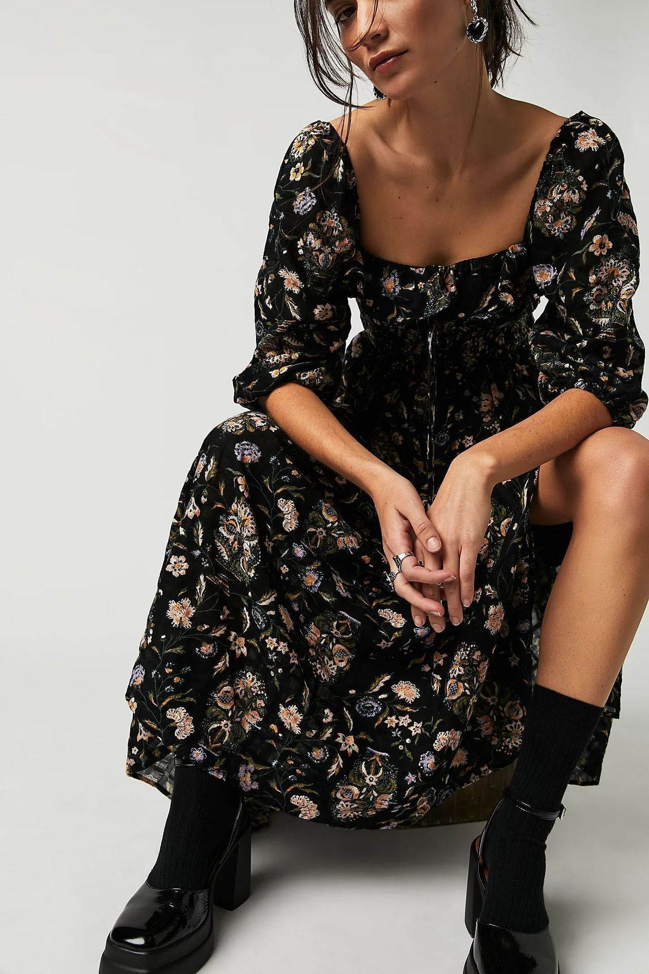 Samira - Vestido midi estampado con top de volantes y volantes