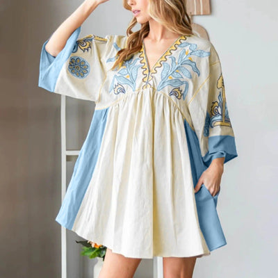 Avery - Vestido con Mangas Estampadas Florales y Cuello en V