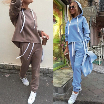 Cora - Set de Sudadera y Pantalón