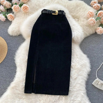 Falda de pana con abertura lateral y cintura alta, elegante y refinada perfecta para un look sofisticado y de tendencia