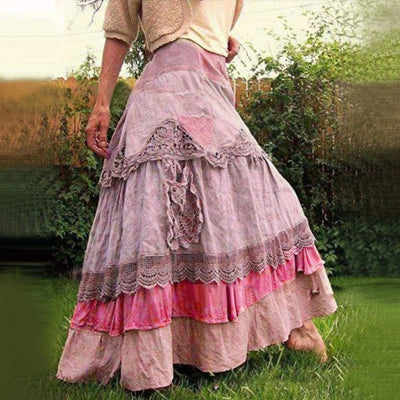 Falda larga boho de encaje en capas, romántica y ligera perfecta para un look femenino y sofisticado